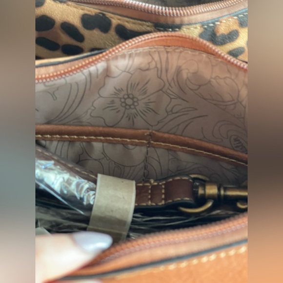 NWT Justin Shoulder Bag Cheetah Print W/Brown Trim Women’s Concealed Carry Bag - Picture 11 of 14